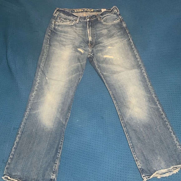 Rare 2000s Ezra Fitch jeans. 32x32 Distressed look. Baggy fit. - Picture 1 of 10
